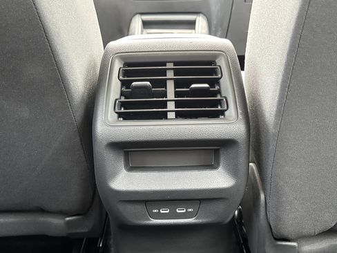 Used 2025 Volkswagen Tiguan S FWD image 16