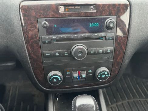 Used 2012 Chevrolet Impala LT FWD image 20