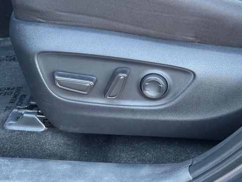 Used 2025 Toyota RAV4 XLE image 25