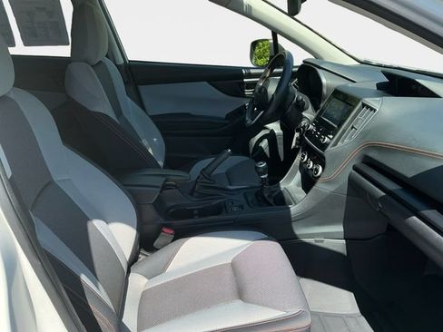 Used 2023 Subaru Crosstrek 2.0i Premium AWD/4WD image 16