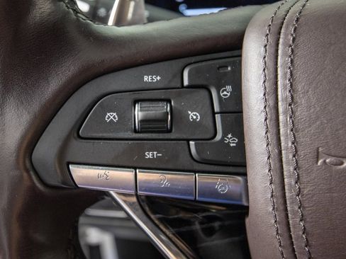 Used 2023 Cadillac Escalade V w/ LPO, ONYX Package image 26