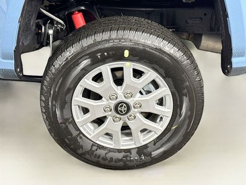 New 2026 Toyota Tacoma SR5 image 9