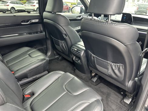 Used 2024 Hyundai Palisade Calligraphy image 24