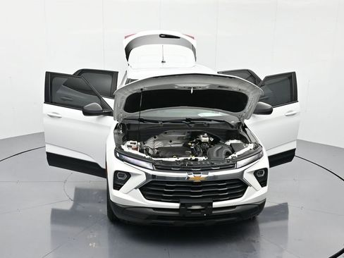 Certified 2024 Chevrolet TrailBlazer LS image 45