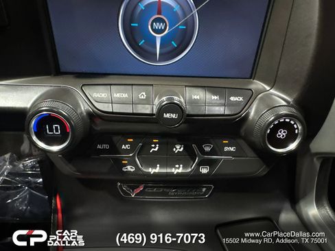 Used 2017 Chevrolet Corvette Stingray Coupe w/ 1LT RWD image 32