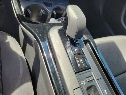Used 2024 Toyota Prius LE FWD image 26
