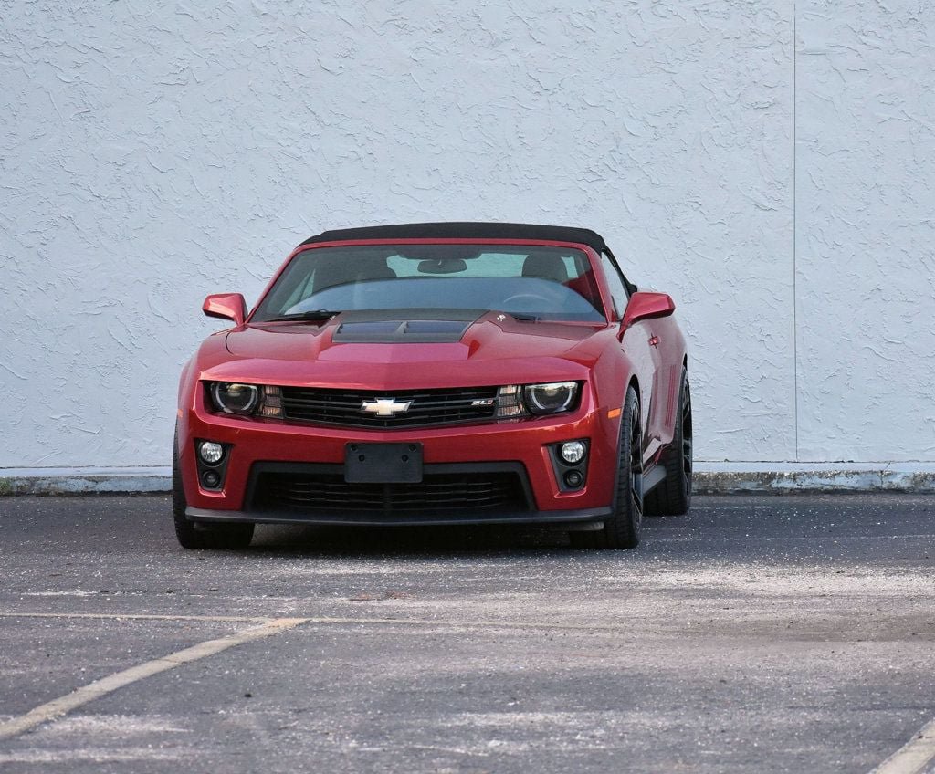 Used 2013 Chevrolet Camaro ZL1 RWD image 27