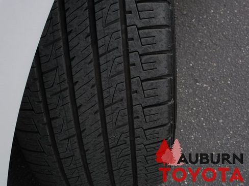 Certified 2019 Toyota Camry XSE image 5