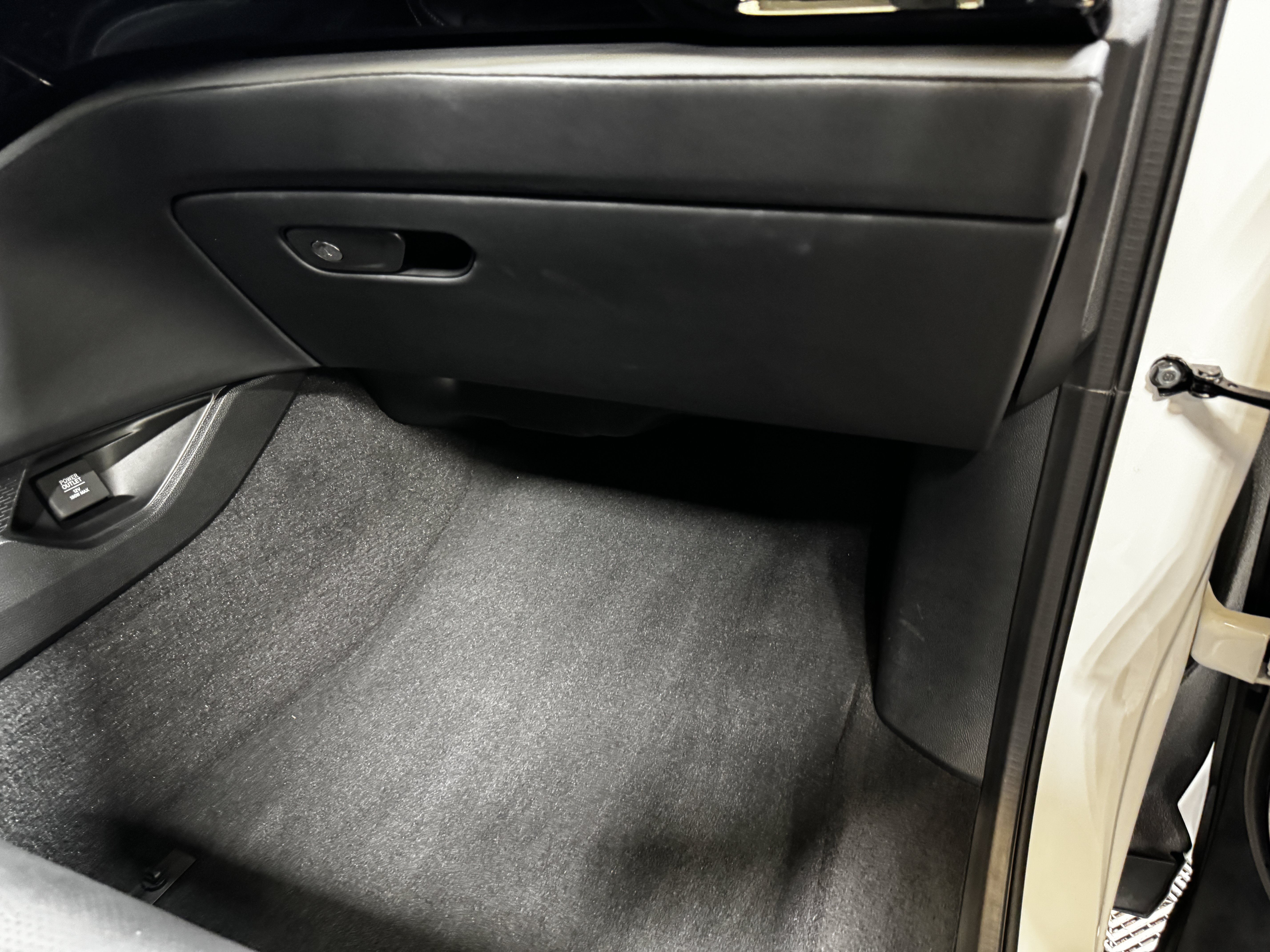Certified 2026 Acura MDX w/ Technology Package FWD image 31