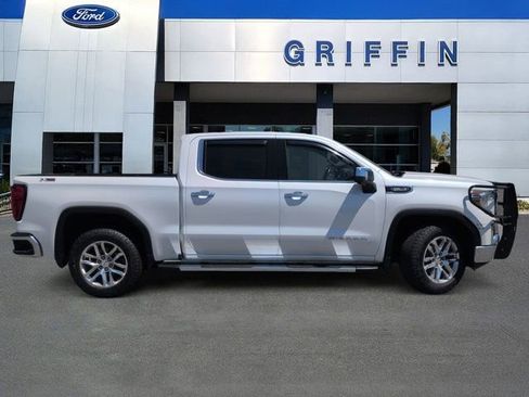Used 2019 GMC Sierra 1500 SLT w/ SLT Premium Package AWD/4WD image 3