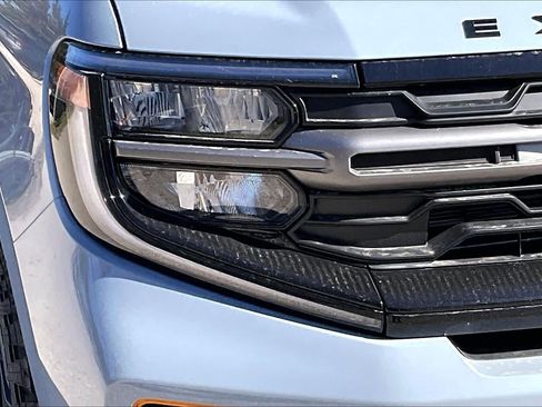 New 2026 Ford Expedition Tremor image 11