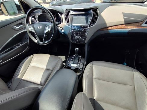 Used 2017 Hyundai Santa Fe FWD w/ Cargo Package image 39