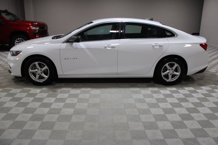 Used 2017 Chevrolet Malibu LS FWD image 7