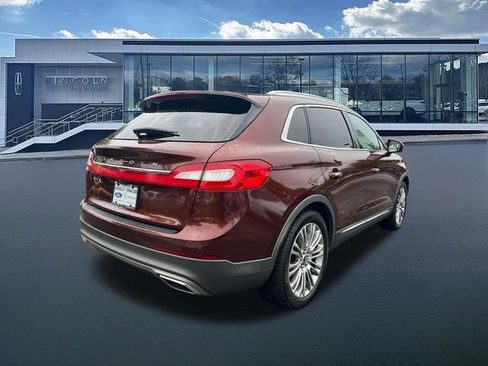 Used 2016 Lincoln MKX Reserve w/ Climate Package FWD image 8