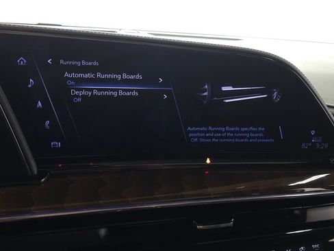 Certified 2024 Cadillac Escalade Sport Platinum w/ LPO, ONYX Package AWD/4WD image 34