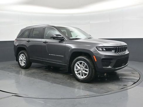 New 2026 Jeep Grand Cherokee Laredo X RWD image 1
