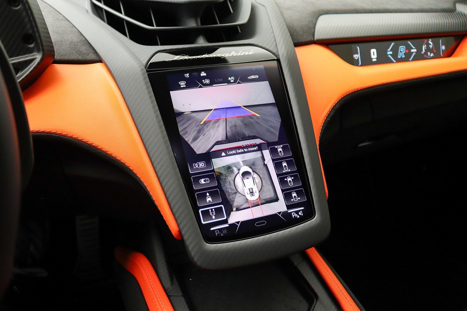 Used 2024 Lamborghini Revuelto AWD/4WD image 27