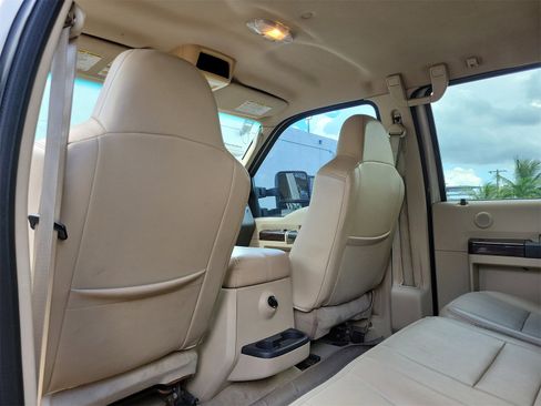 Used 2008 Ford F250 Lariat image 14