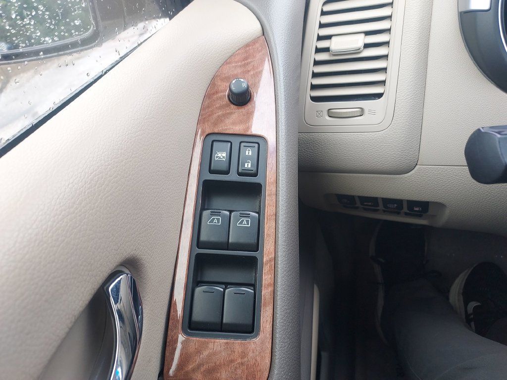 Used 2014 Nissan Murano LE w/ Platinum Edition Package AWD/4WD image 32