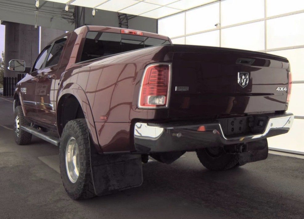 Used 2017 RAM 3500 Laramie AWD/4WD image 4