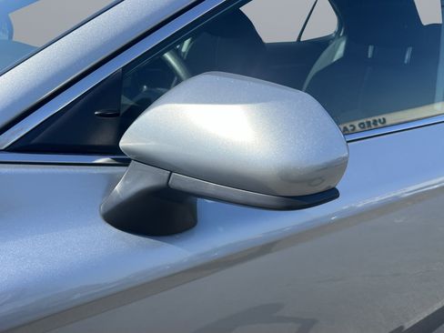 Used 2022 Toyota Camry LE image 32