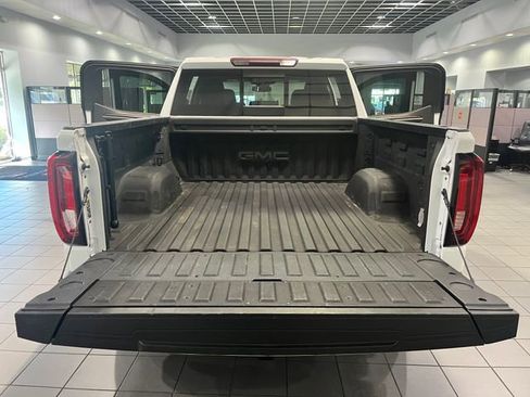 Used 2024 GMC Sierra 1500 SLT w/ SLT Premium Plus Package AWD/4WD image 10