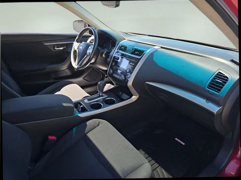 Used 2015 Nissan Altima 2.5 SV w/ Convenience Package FWD image 21