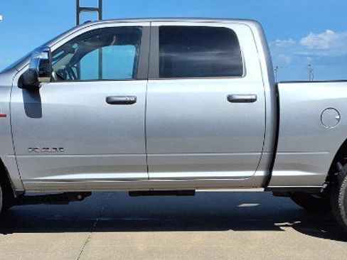 Used 2024 RAM 2500 Laramie w/ Safety Group AWD/4WD image 5