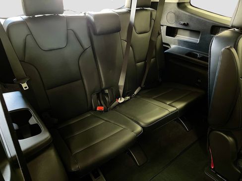 Used 2024 Kia Telluride S w/ S Sunroof Package image 29