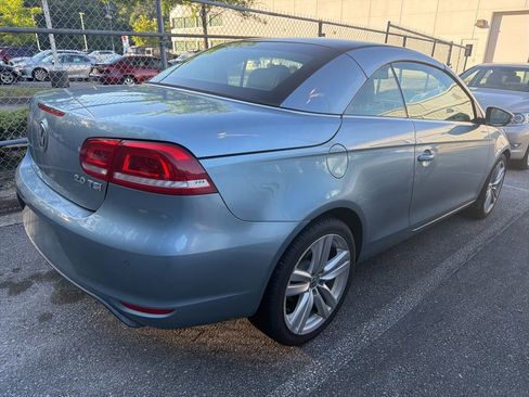 Used 2012 Volkswagen Eos Executive FWD image 3