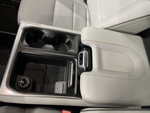 New 2026 Ford Expedition Platinum w/ Platinum Ultimate Package image 21