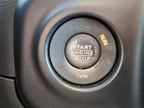 Certified 2020 Jeep Wrangler Unlimited Sahara image 22