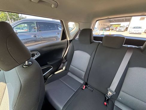 Used 2025 Kia Soul LX w/ LX Technology Package FWD image 32