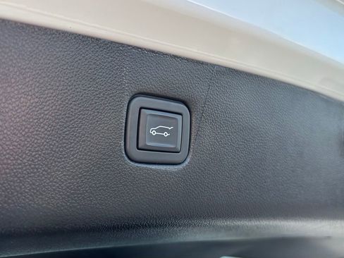Used 2024 Chevrolet Blazer LT w/ Midnight/Sport Edition FWD image 21