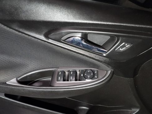 Used 2017 Chevrolet Malibu LS image 7