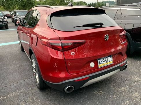 Used 2018 Alfa Romeo Stelvio Ti Sport AWD/4WD image 3