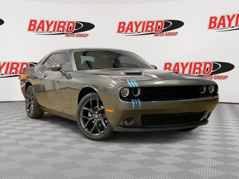 Used 2021 Dodge Challenger SXT w/ Driver Convenience Group image 1