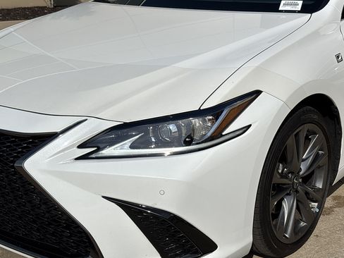 Used 2021 Lexus ES 350 F Sport w/ Protection Package (P3) FWD image 6