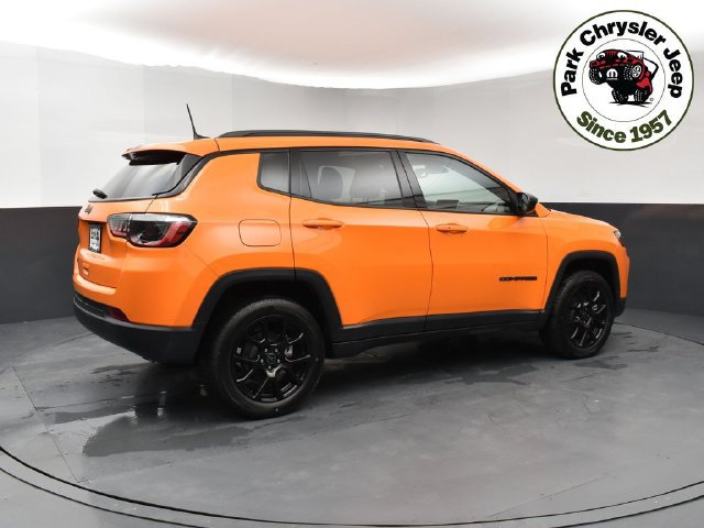 New 2026 Jeep Compass Latitude AWD/4WD image 6