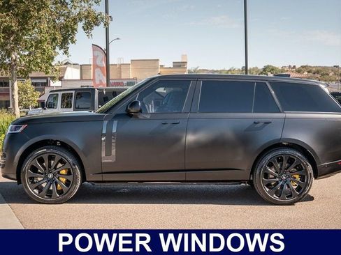 Used 2025 Land Rover Range Rover Long Wheelbase Autobiography AWD/4WD image 11
