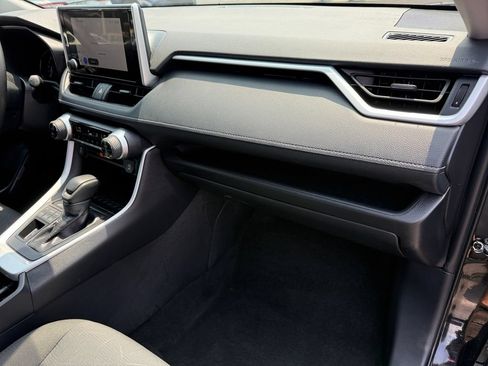 Certified 2025 Toyota RAV4 XLE AWD/4WD image 16