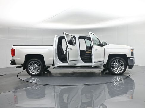 Used 2016 Chevrolet Silverado 1500 LTZ w/ LTZ Plus Package image 4