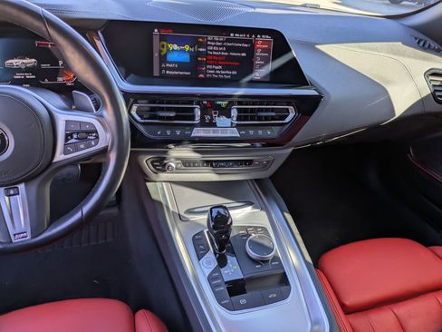 Used 2022 BMW Z4 sDrive30i w/ M Sport Package image 22