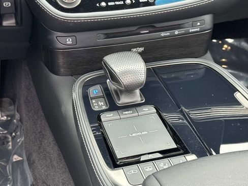 Used 2021 Lexus LS 500 F Sport w/ Dynamic Handling Package image 14