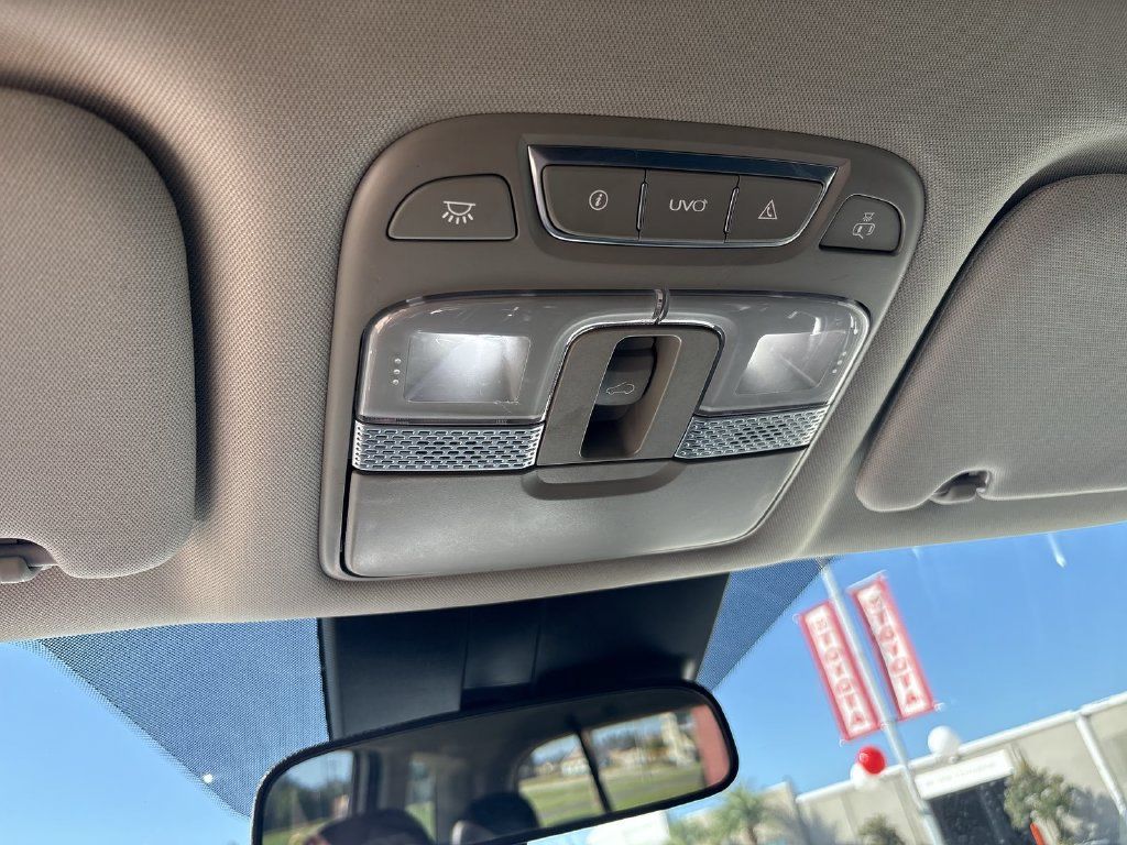 Used 2022 Kia Telluride S AWD/4WD image 19