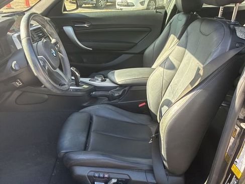 Used 2019 BMW 230i Coupe image 3