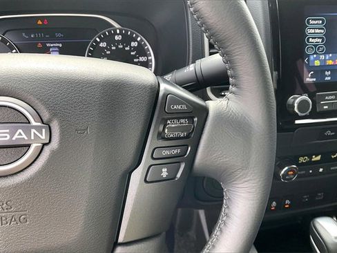 Certified 2024 Nissan Frontier SL w/ Technology Package image 18