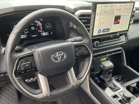 Used 2024 Toyota Tundra Limited image 22