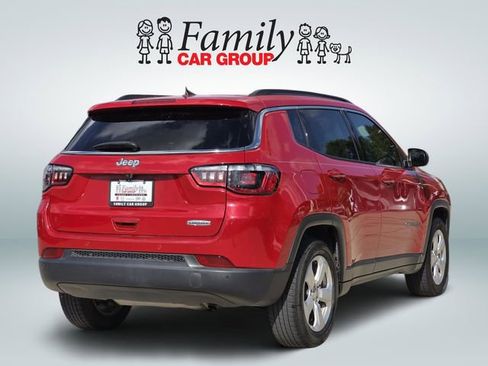 Used 2021 Jeep Compass Latitude w/ Driver Assistance Group image 4