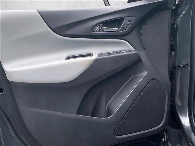 Used 2020 Chevrolet Equinox LS FWD image 18